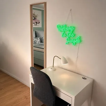 Mint & Meadow - Modernes Landappartement Apartmán